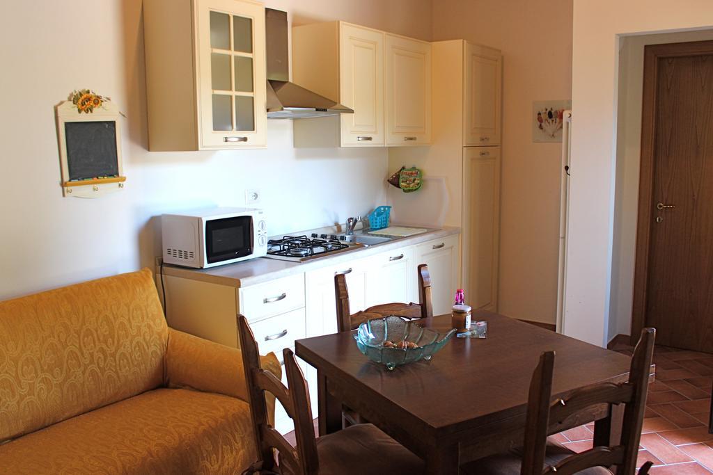 Agriturismo Mandrioli ปราโตแวคคิโอ ภายนอก รูปภาพ
